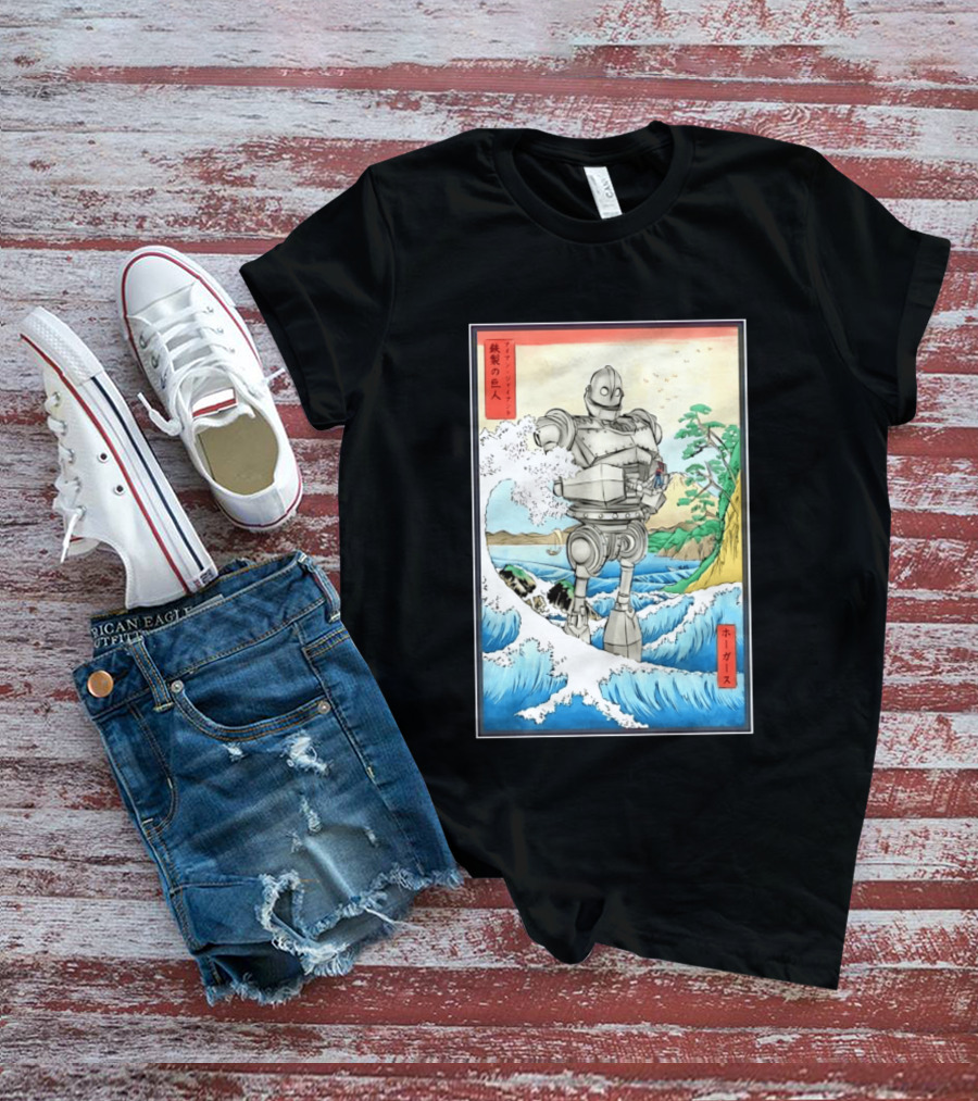 The Iron Giant And Hogarth Ukiyo E Japanese Wave T-Shirt