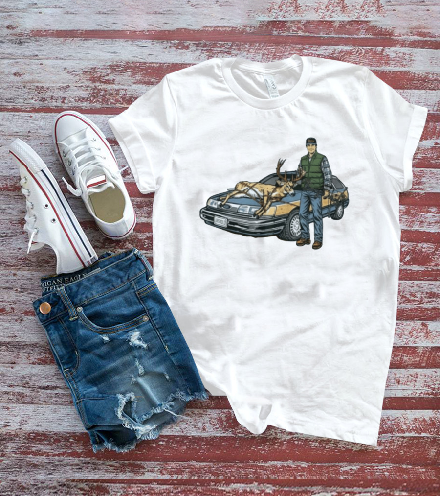 Clark Griswold Christmas Vacation With Deer On Car T-Shirt