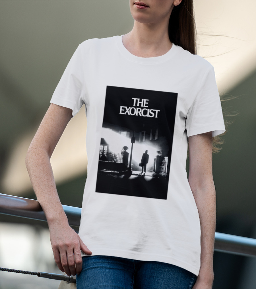 The Exorcist Iconic Horror Movie Walking Man Shadow Scene T-Shirt