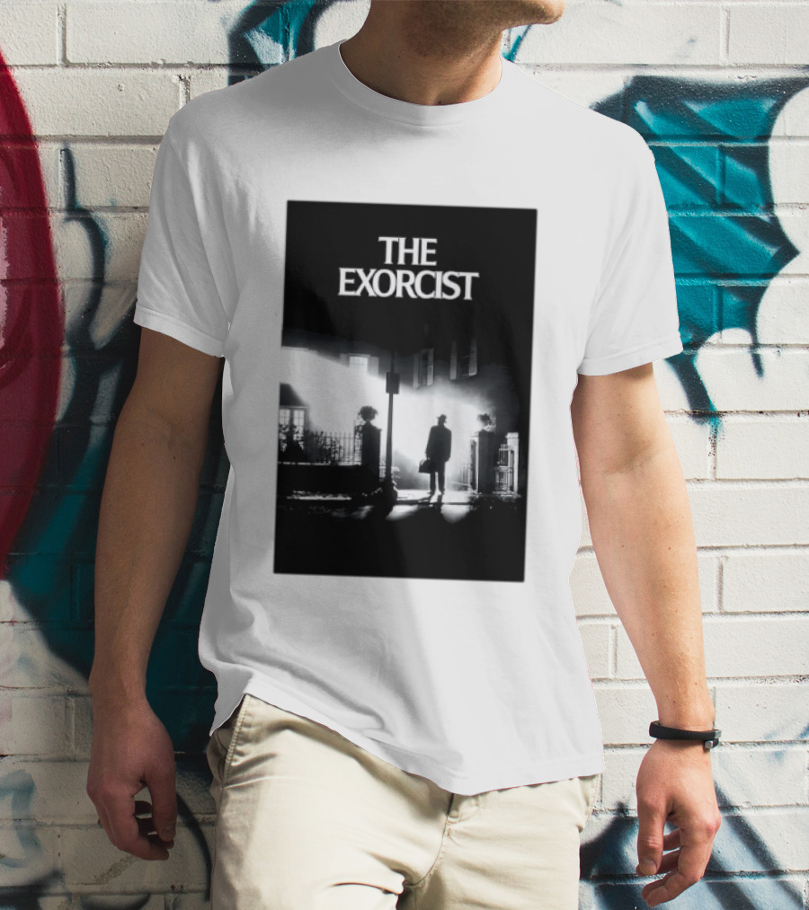 The Exorcist Iconic Horror Movie Walking Man Shadow Scene T-Shirt