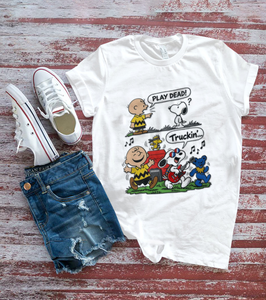 Charlie Brown Snoopy Grateful Dead Play Dead Truckin Dancing Characters T-Shirt