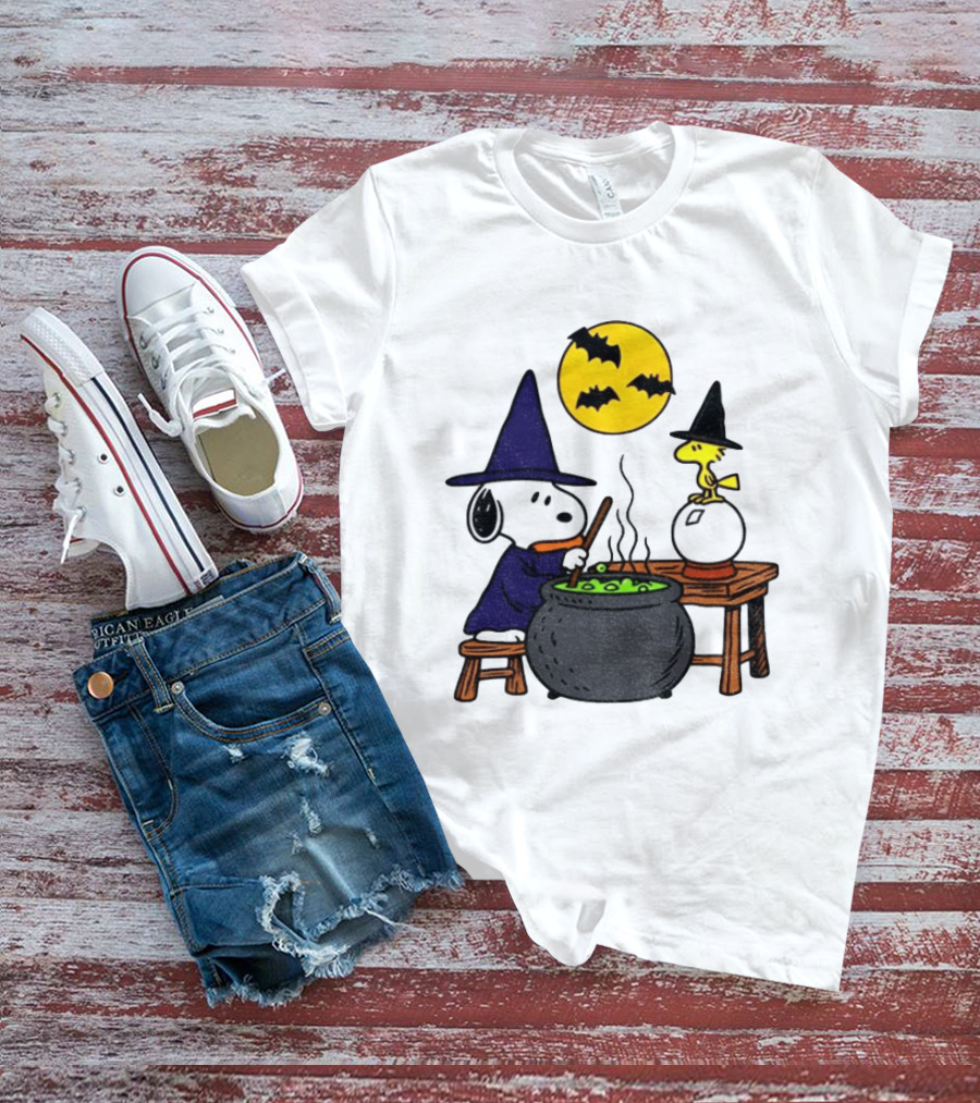 Snoopy Witch Cauldron Woodstock Crystal Ball Halloween Moon Bats T-Shirt
