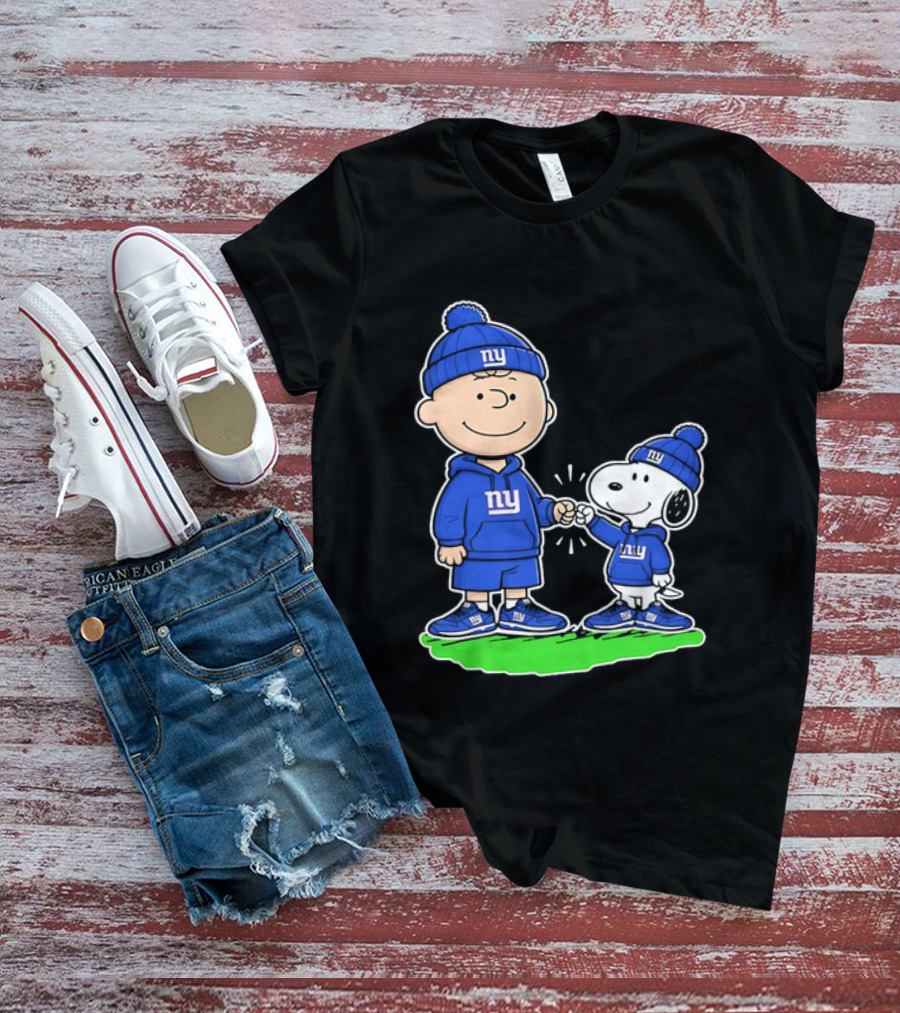 Snoopy And Charlie Brown NY Giants NFL Collaboration T-Shirt