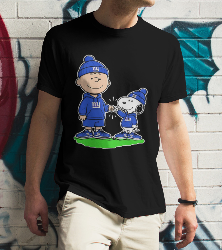 Snoopy And Charlie Brown NY Giants NFL Collaboration T-Shirt