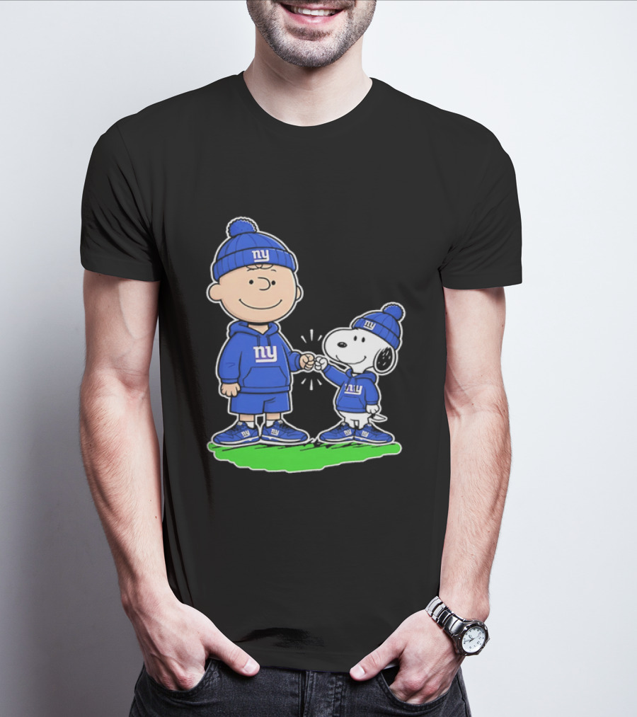 Snoopy And Charlie Brown NY Giants NFL Collaboration T-Shirt