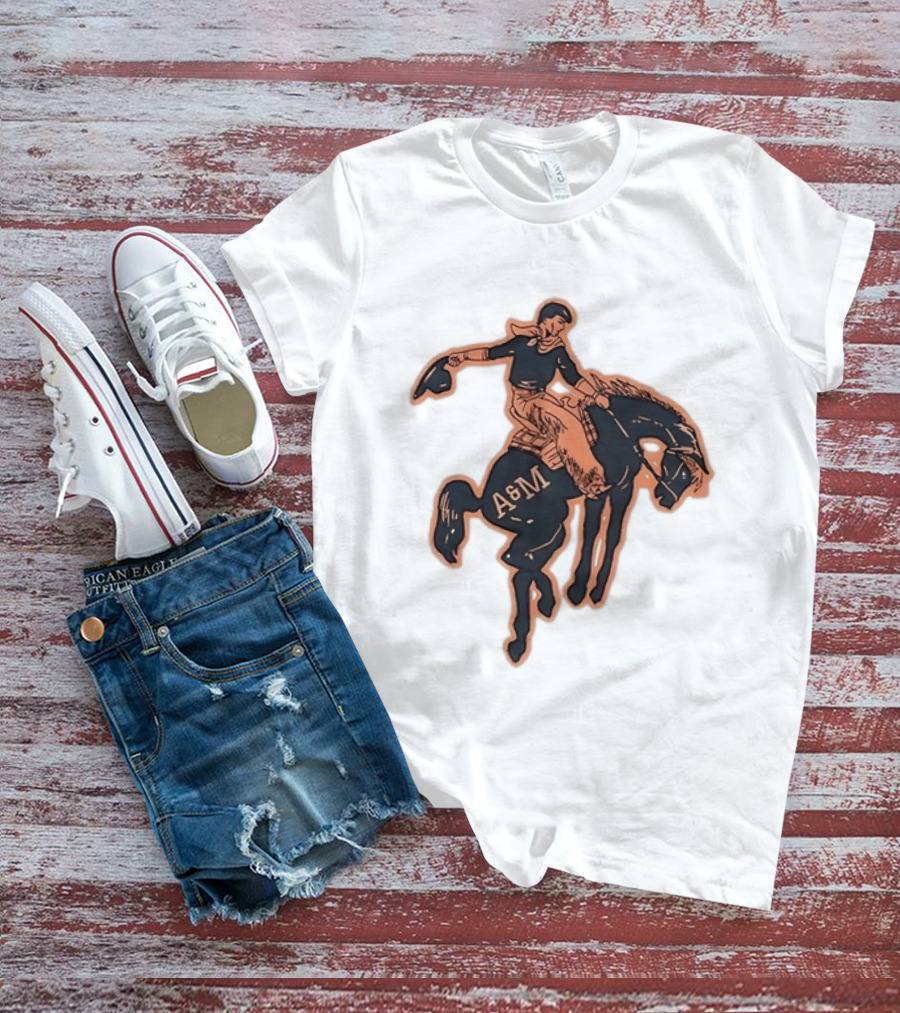Texas A&M Aggies College Station Vintage Cowboy Riding A&M Horse T-Shirt