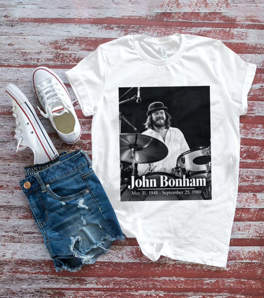 John Bonham May 31 1948 September 25 1980 Drummer Tribute Black And White Photo T-Shirt