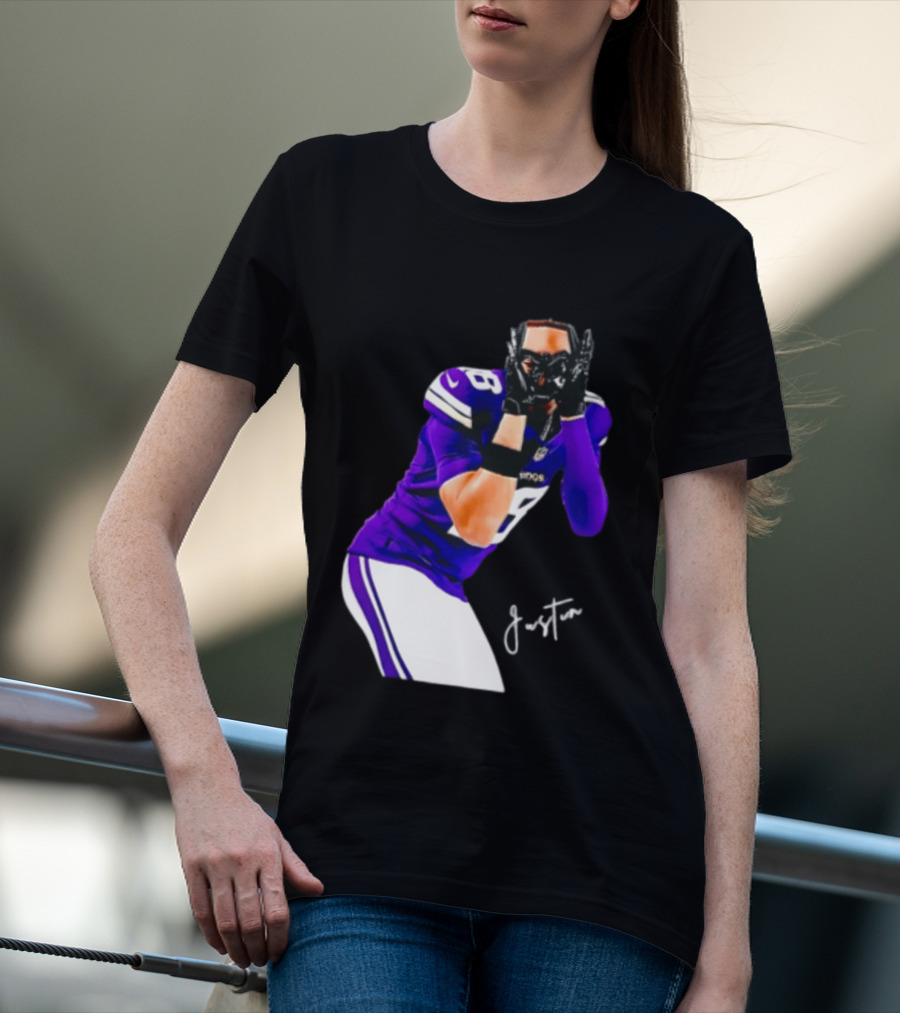 Justin Jefferson Signature Minnesota Vikings Football Player Pose T-Shirt