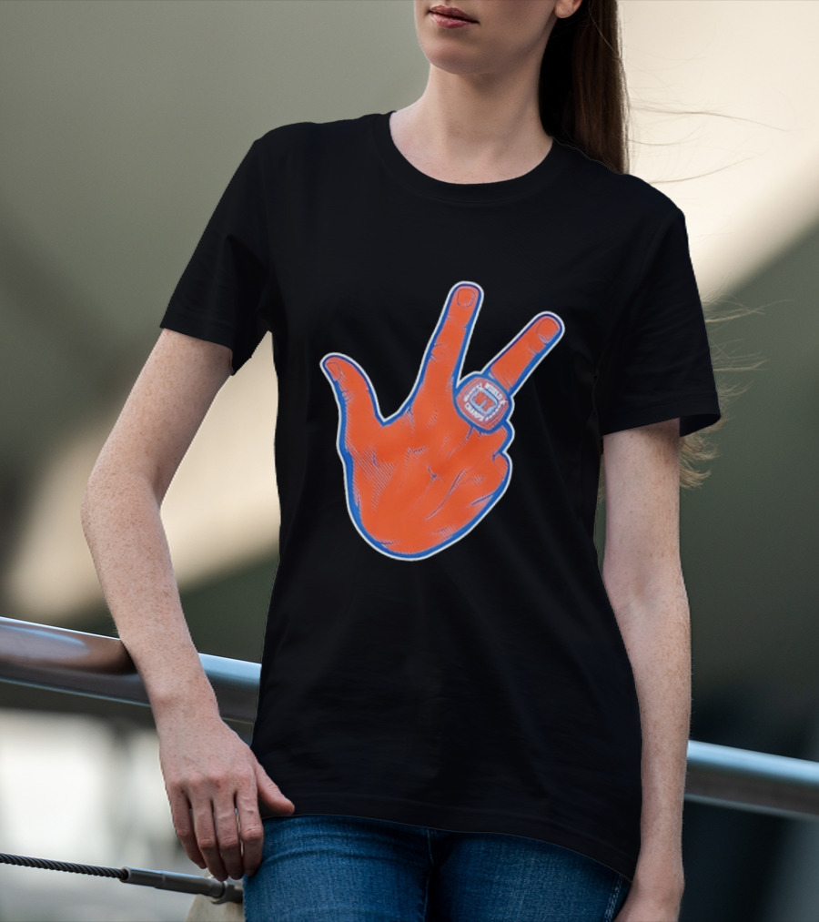 New York Knicks World Champs Victory Hand Sign With Ring NY Sports T-Shirt