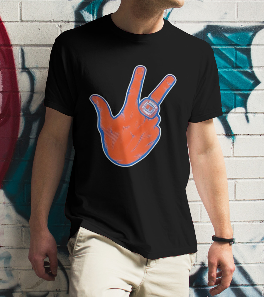 New York Knicks World Champs Victory Hand Sign With Ring NY Sports T-Shirt