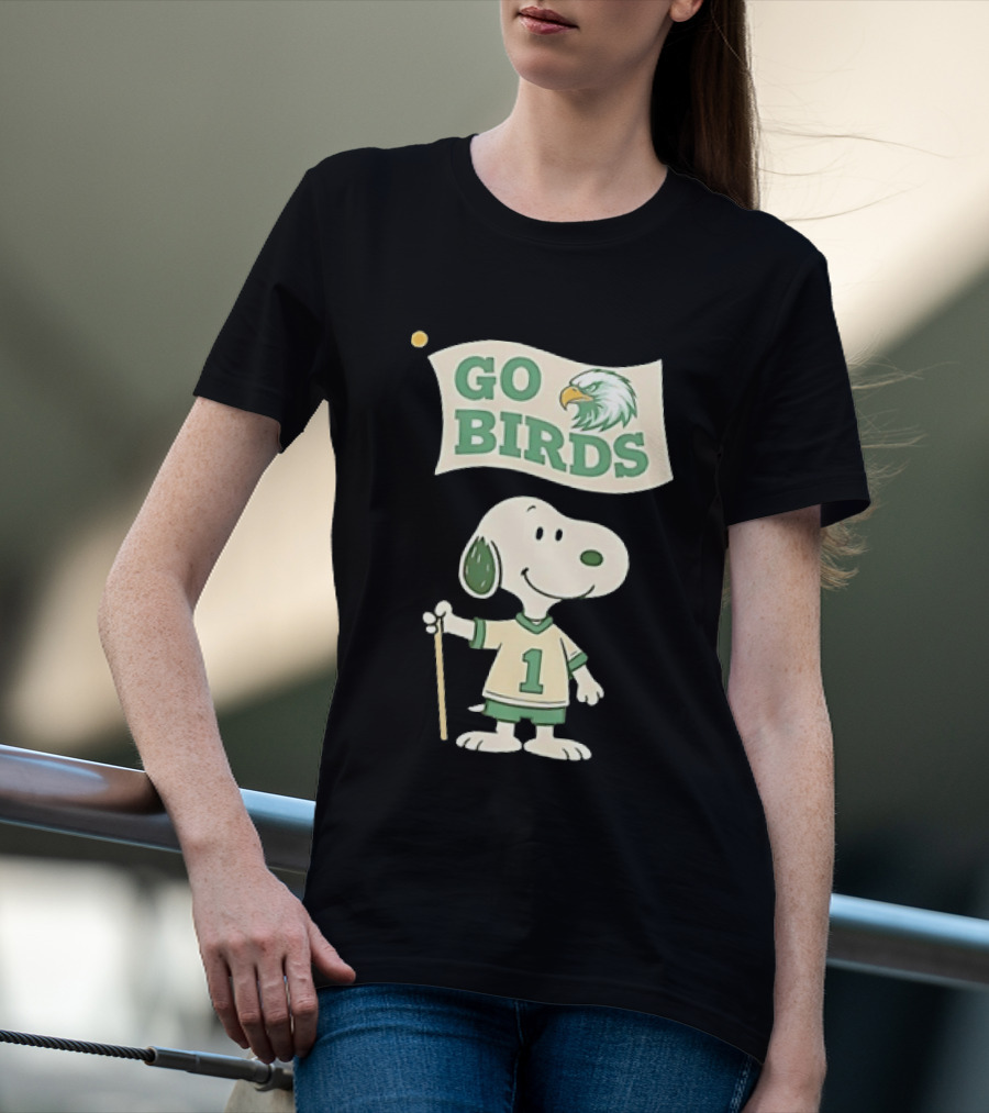 Snoopy Go Birds Philadelphia Eagles Team Spirit T-Shirt
