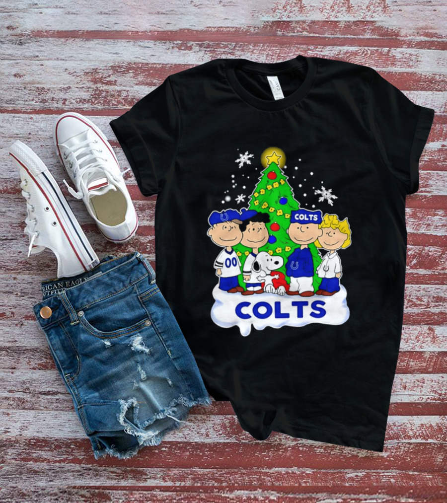 Peanuts Characters Indianapolis Colts Christmas Tree Snoopy Woodstock Snowflakes T-Shirt