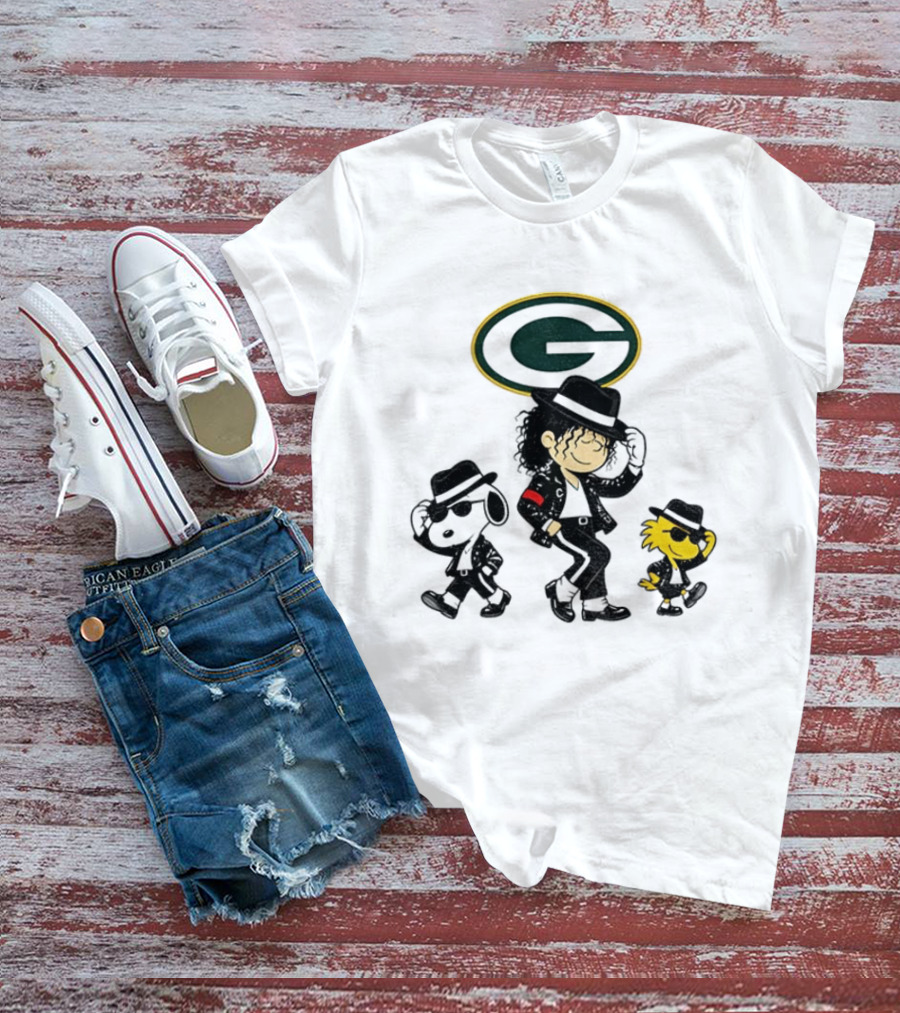 Green Bay Packers Charlie Brown Snoopy Woodstock Pop Rock Dance T-Shirt