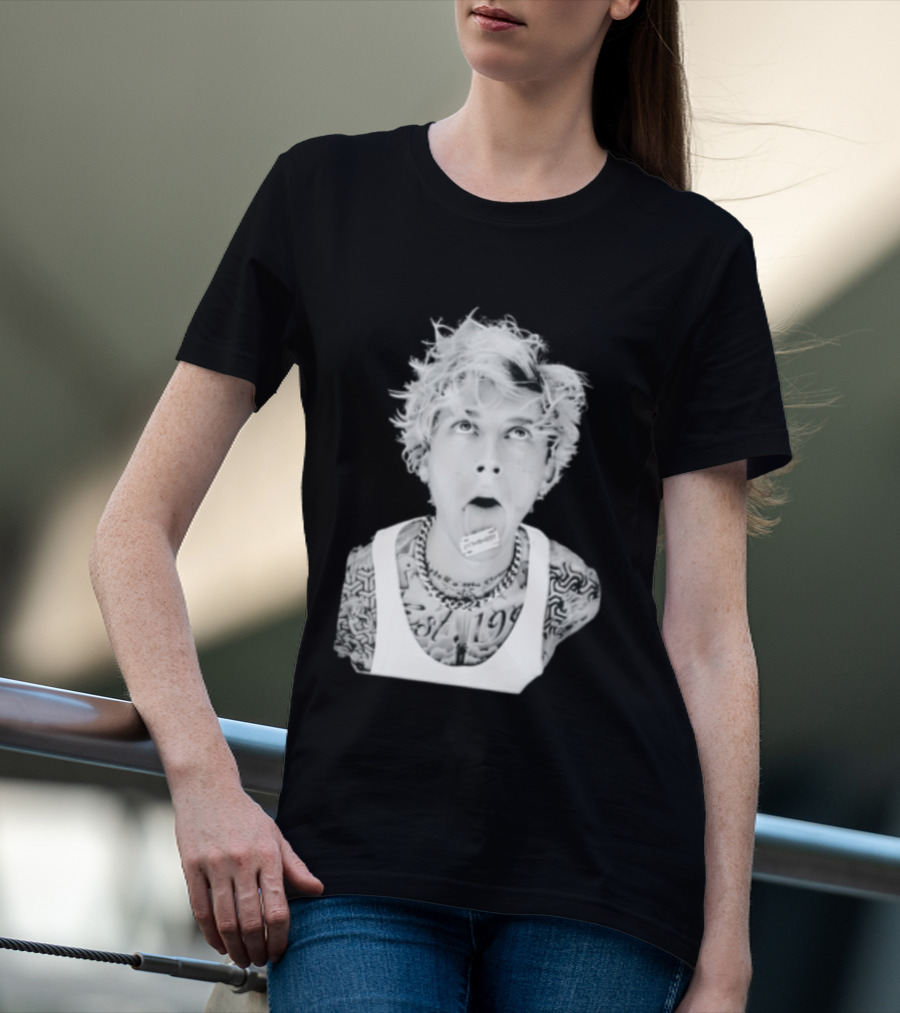 Machine Gun Kelly 1990 Blonde Hair Razor Tongue Tattoo Styling T-Shirt