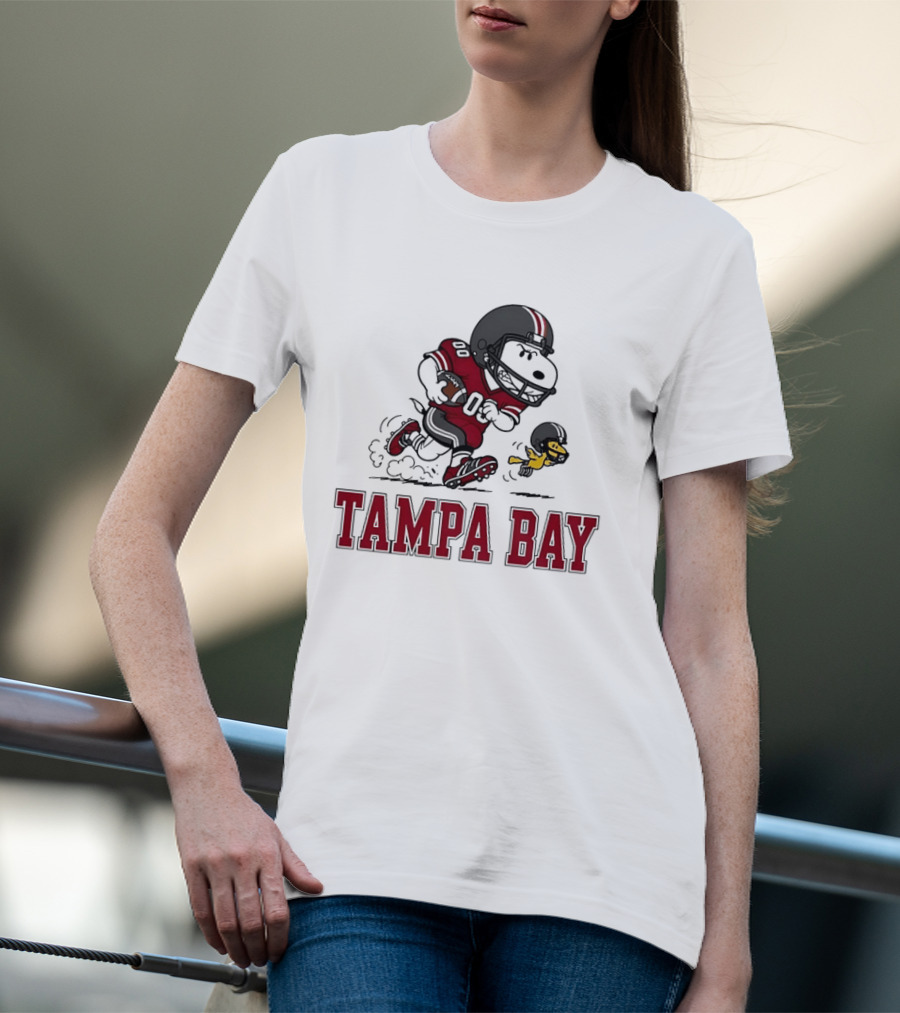 Tampa Bay Buccaneers Snoopy Woodstock Football Collaboration T-Shirt