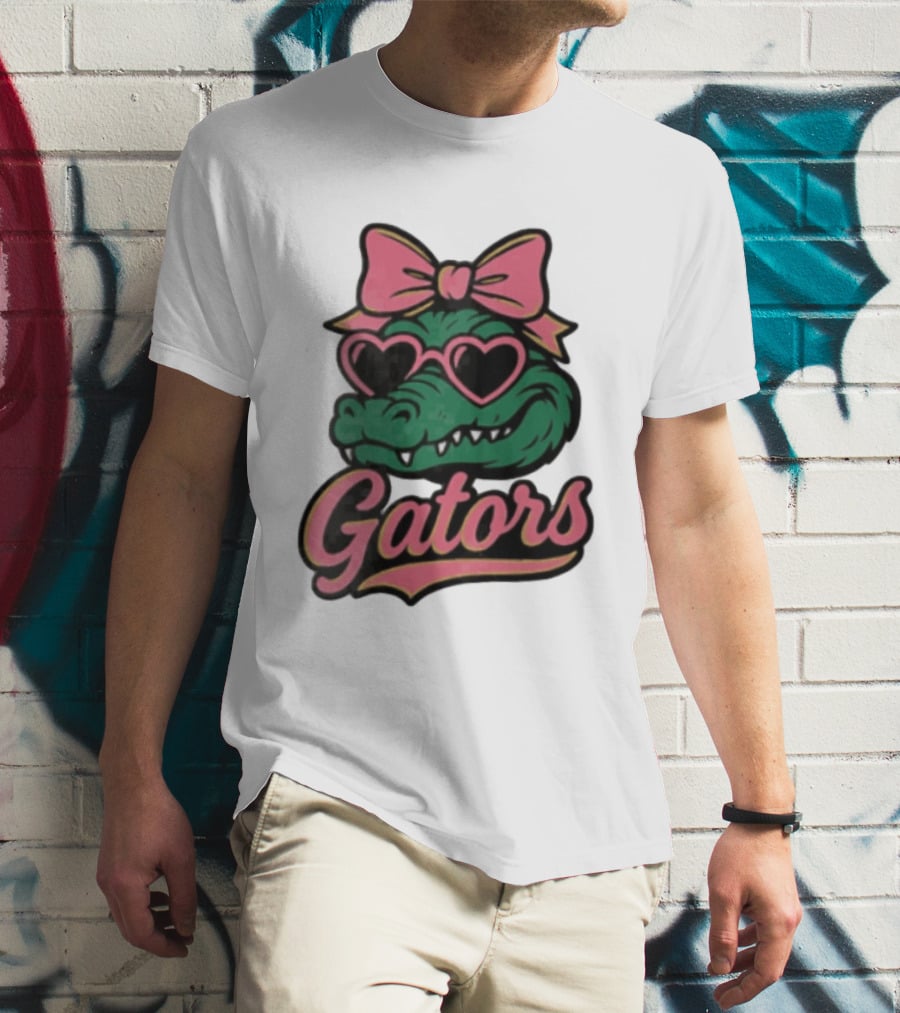 Florida Gators Green Alligator Pink Bow Heart Sunglasses T-Shirt