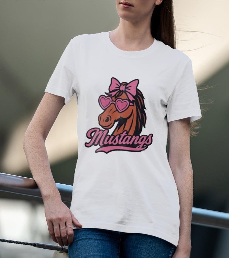 Mustangs Horse Pink Bow Heart Sunglasses T-Shirt
