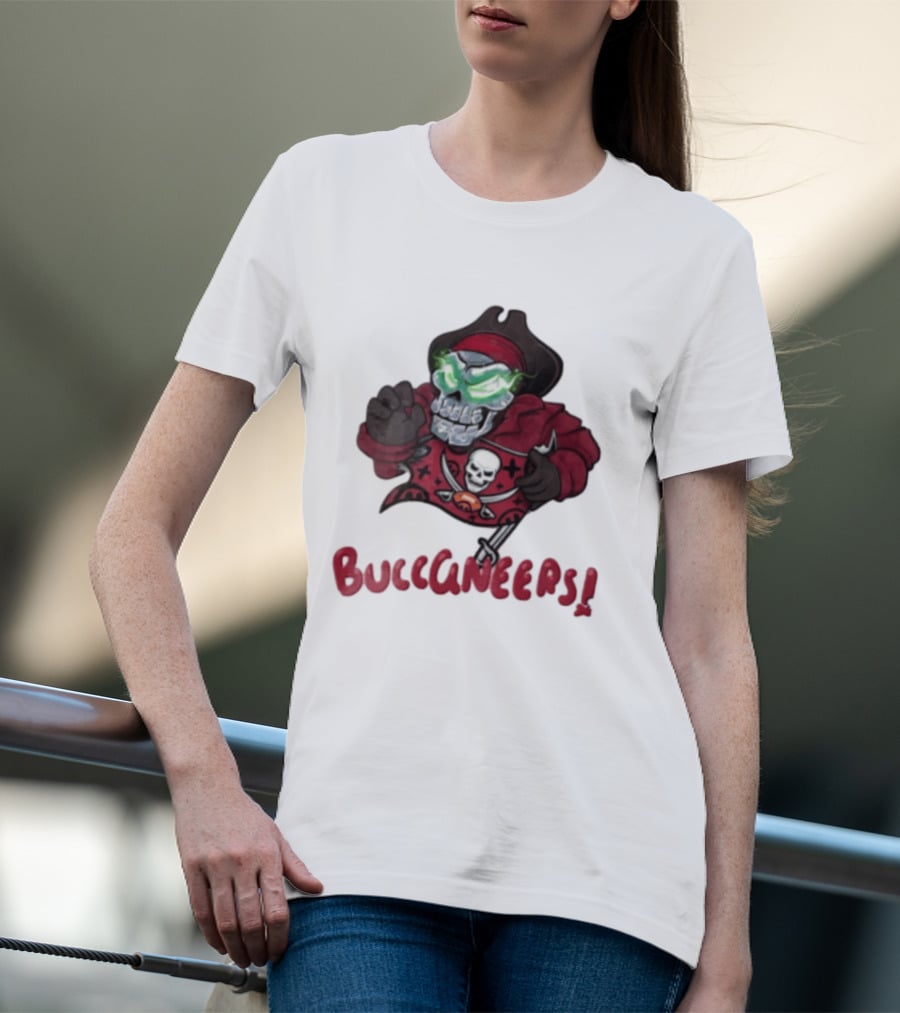 Tampa Bay Buccaneers Skull Pirate Green Eyes Buccaneers Flag T-Shirt