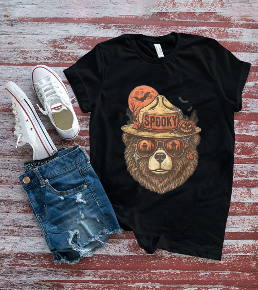 Smokey Bear Spooky Halloween Fire Lookout Forest Ranger Pumpkin Bats T-Shirt