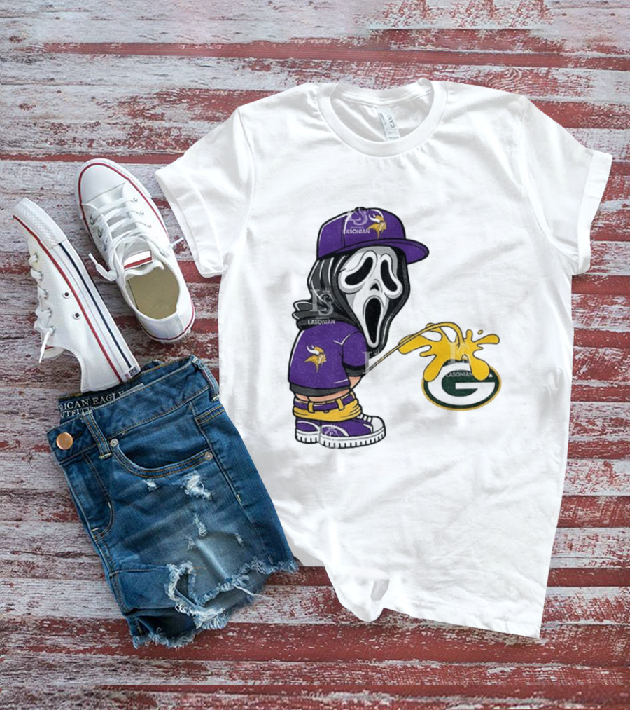 Minnesota Vikings Ghostface Piss On Green Bay Packers T-Shirt