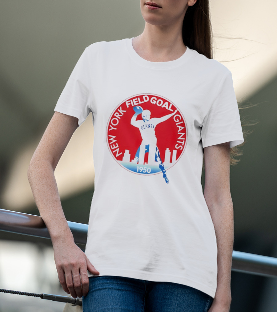 New York Field Goal Giants 1950 Football Red Skyline T-Shirt