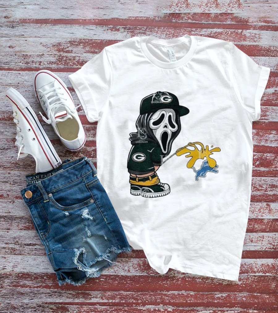 Green Bay Packers Ghostface Pissing On Detroit Lions NFL Rivalry T-Shirt