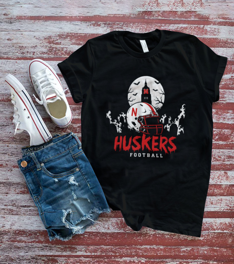 Nebraska Huskers Football Halloween Spooky Helmet Bats Moon 2026 T-Shirt
