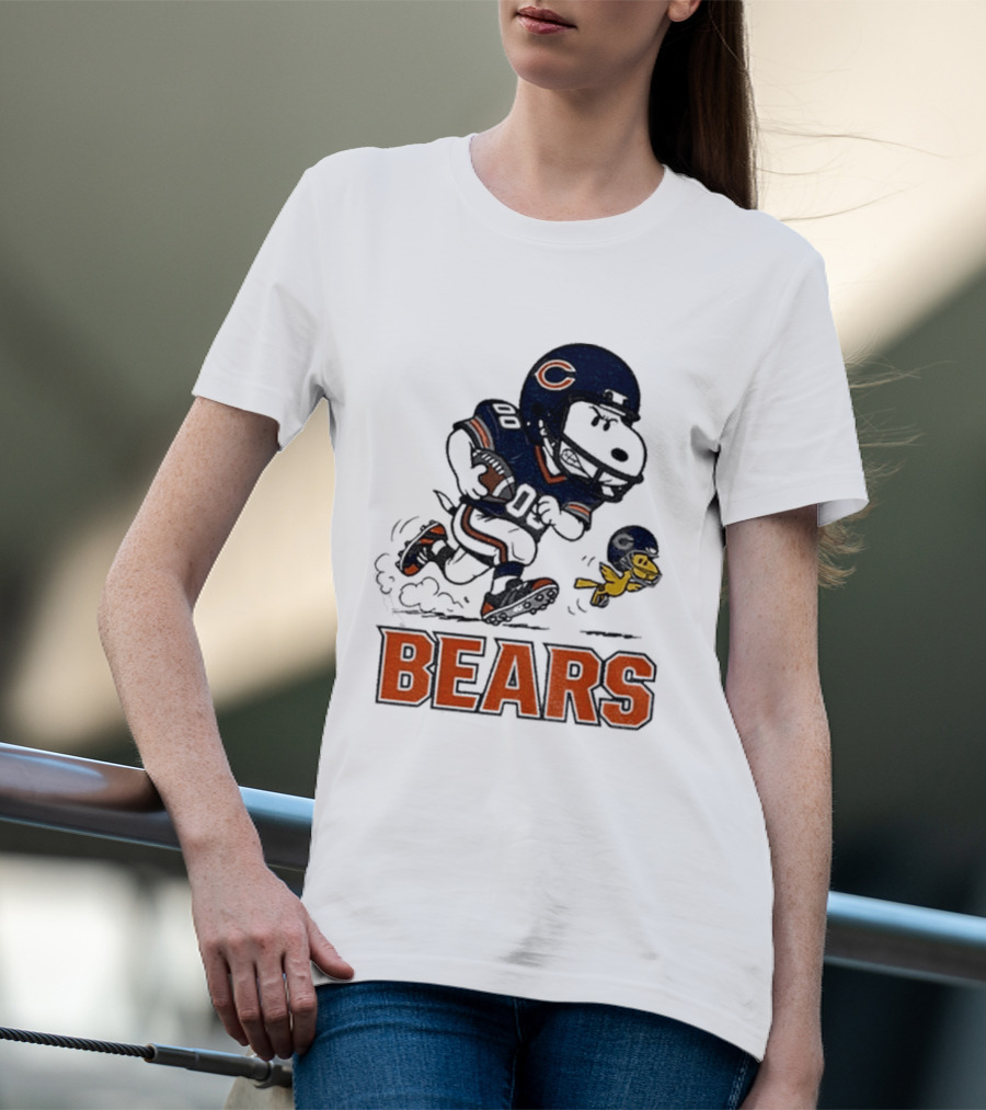 Chicago Bears Snoopy And Woodstock Football Team Fan T-Shirt