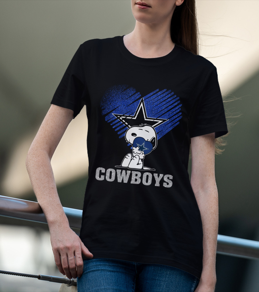 Snoopy Hugging Heart Dallas Cowboys Star T-Shirt