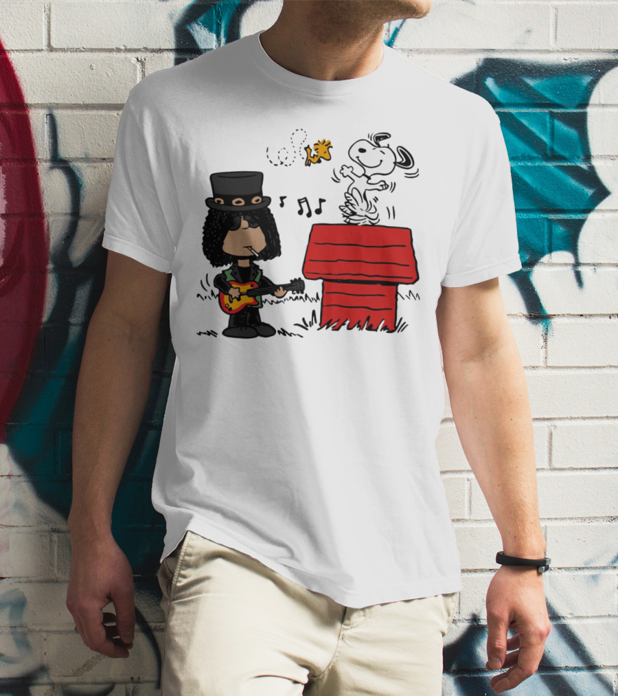 Slash Style Guitarist With Snoopy And Woodstock Playing Music T-Shirt