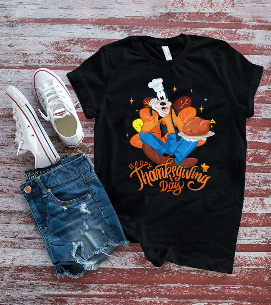 Goofy Happy Thanksgiving Day Chef With Turkey And Autumn Leaves T-Shirt