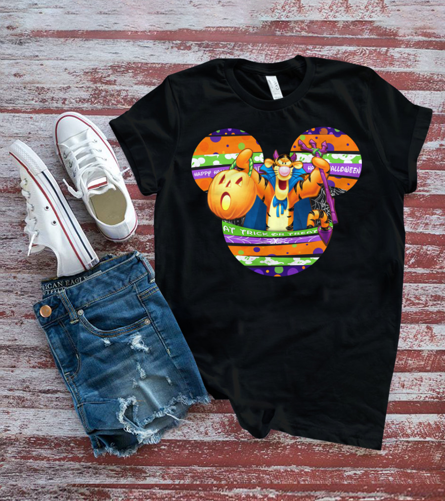 Halloween Tigger Trick Or Treat Happy Halloween T-Shirt