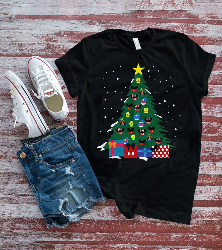 Merry Christmas 41 Disney Mickey Mouse Christmas Tree With Gift Boxes T-Shirt