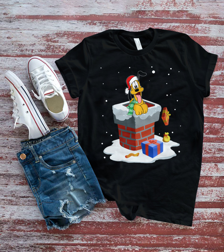 Pluto Santa Hat Chimney Christmas Gifts Snowflakes T-Shirt