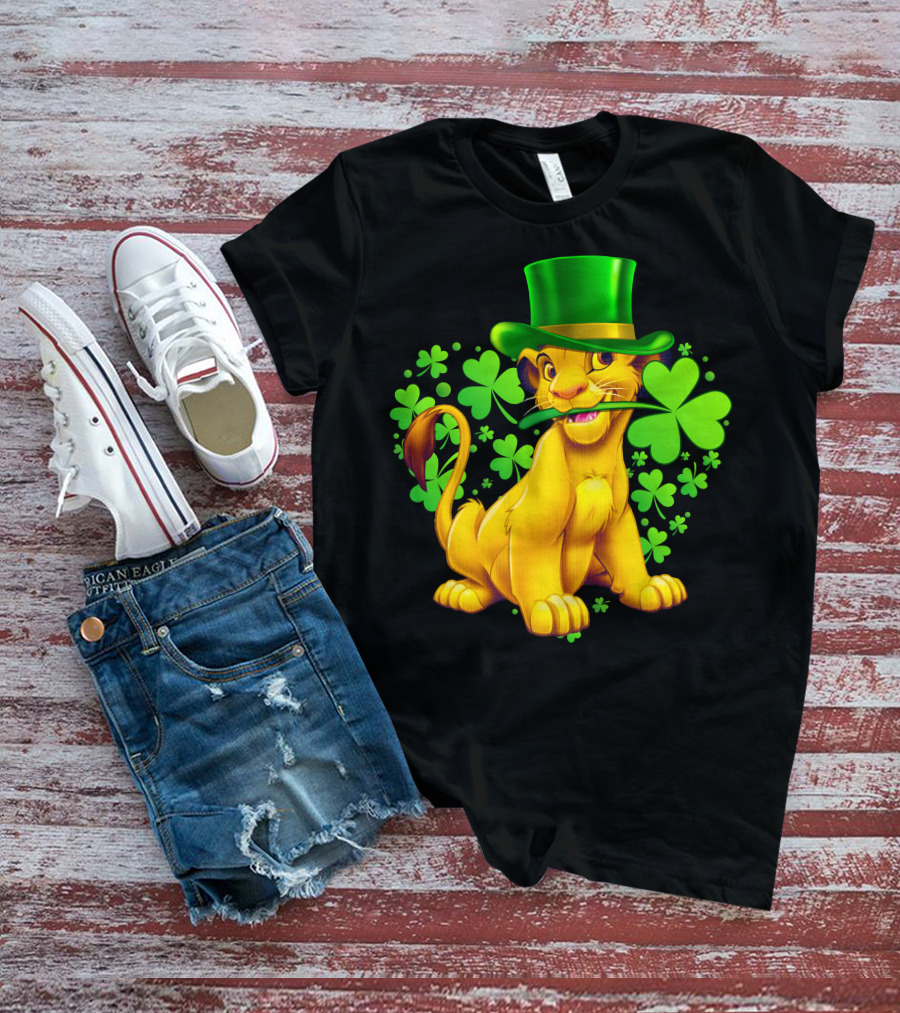 Simba Green Hat Shamrock Heart T-Shirt