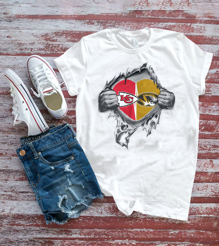 Kansas City Chiefs Missouri Tigers Heart Logo Chiefs Arrowhead Tigers Mascot T-Shirt