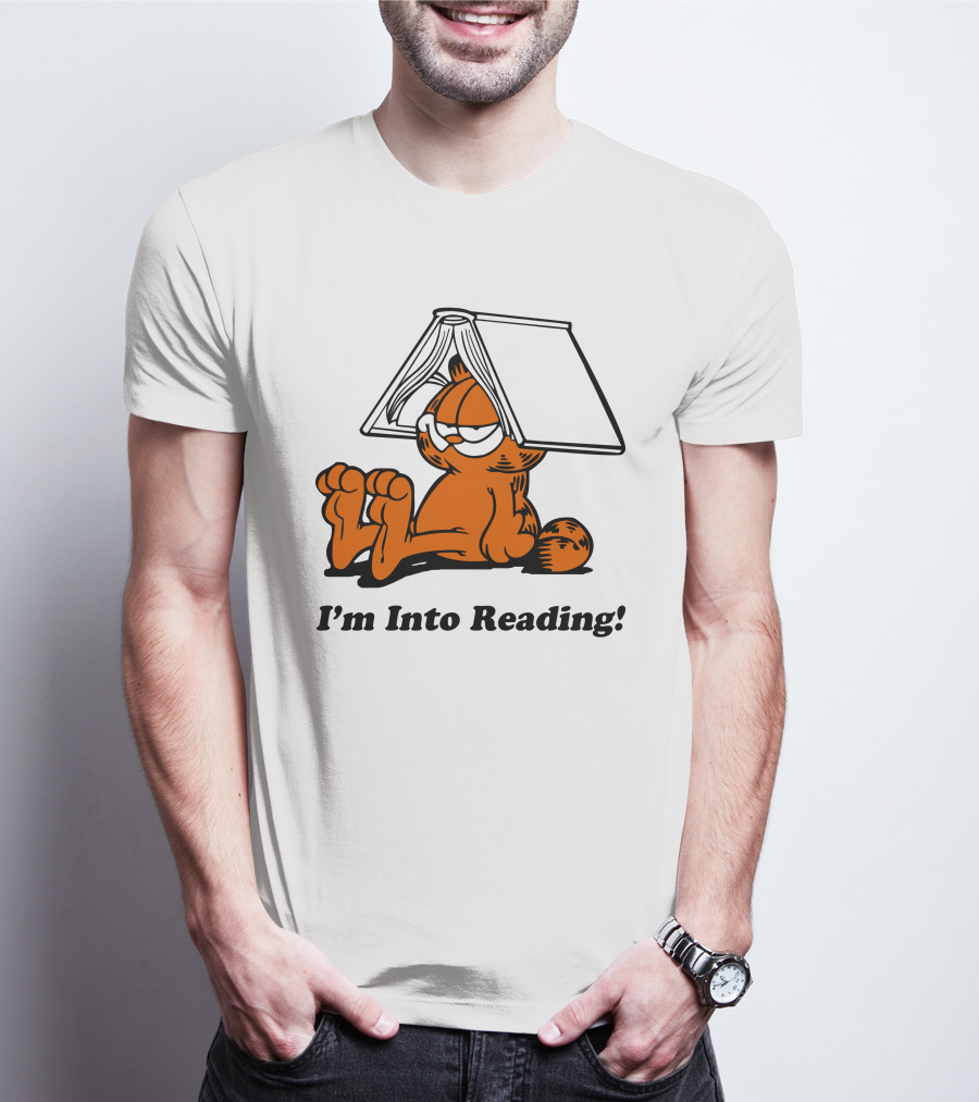 Shan Horan Draws Garfield I'm Into Reading Book Hat T-Shirt