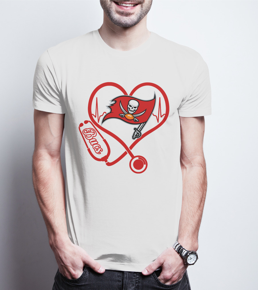 Nurse Heartbeat Love Bucs Tampa Bay Buccaneers Stethoscope Flag T-Shirt