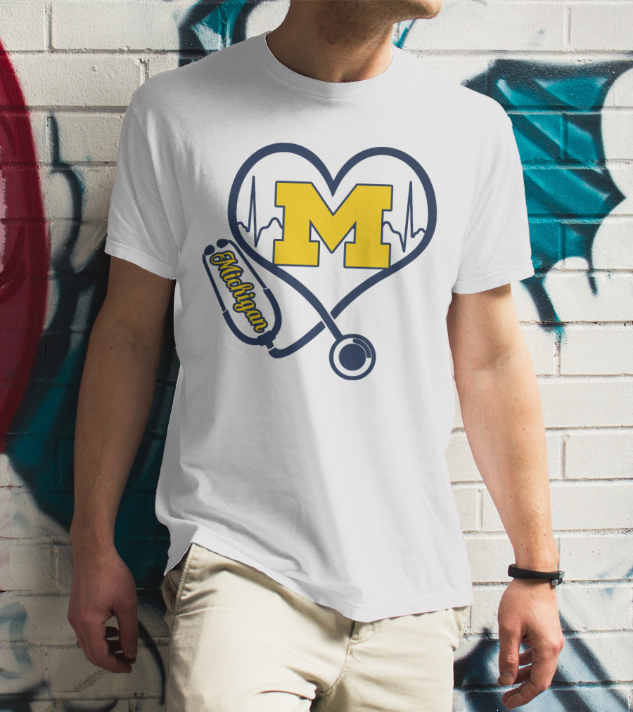 Michigan Wolverines Nurse Heartbeat Love T-Shirt