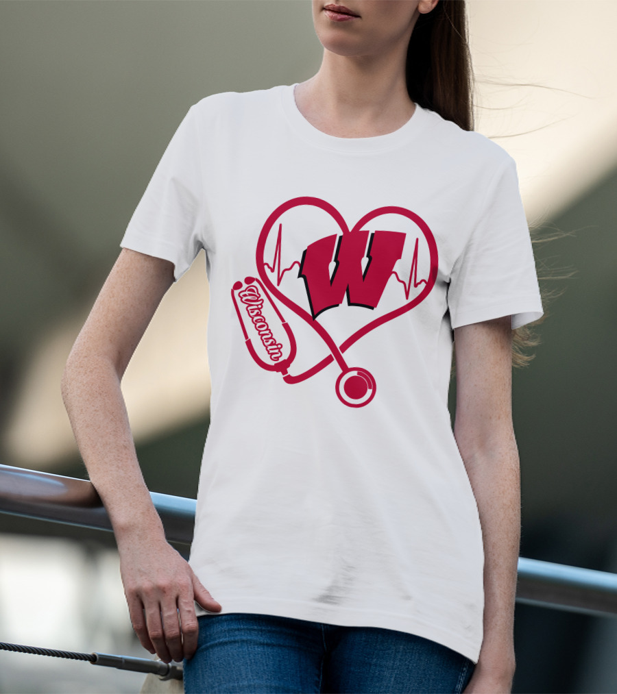 Nurse Love Wisconsin Badgers Heartbeat Stethoscope T-Shirt
