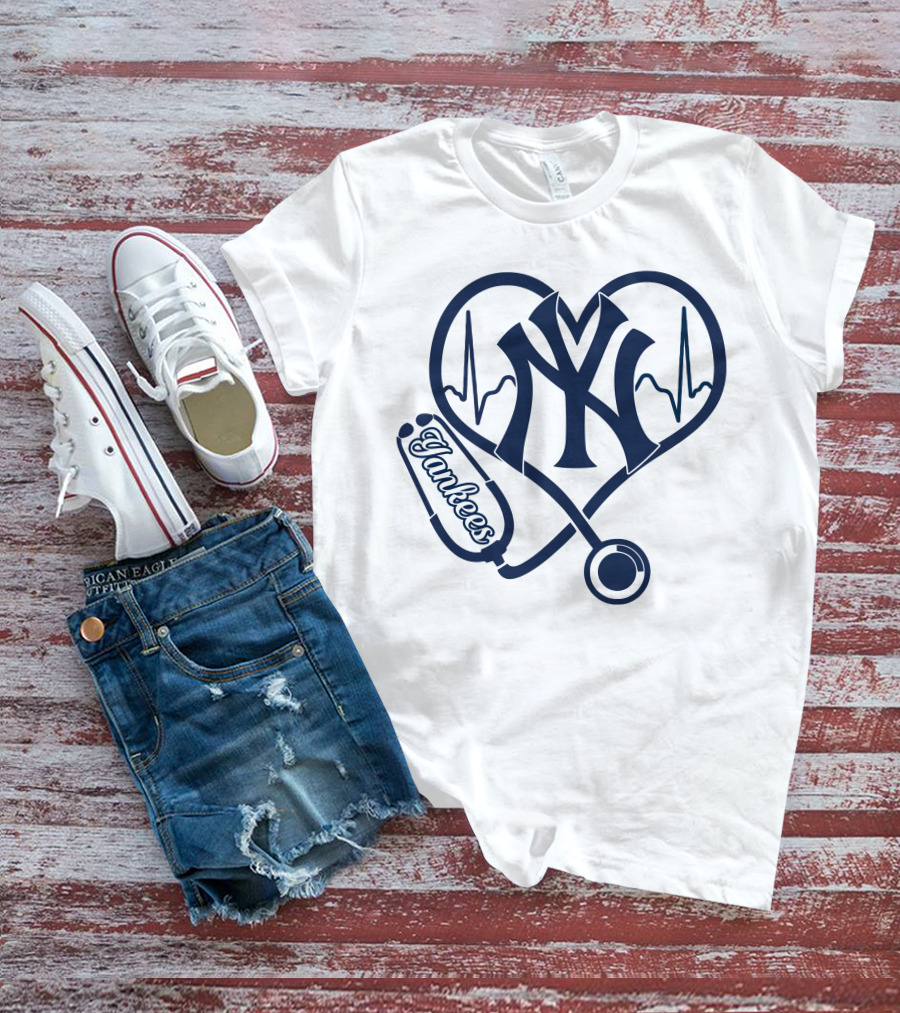 Yankees Nurse Love Heartbeat Stethoscope New York T-Shirt
