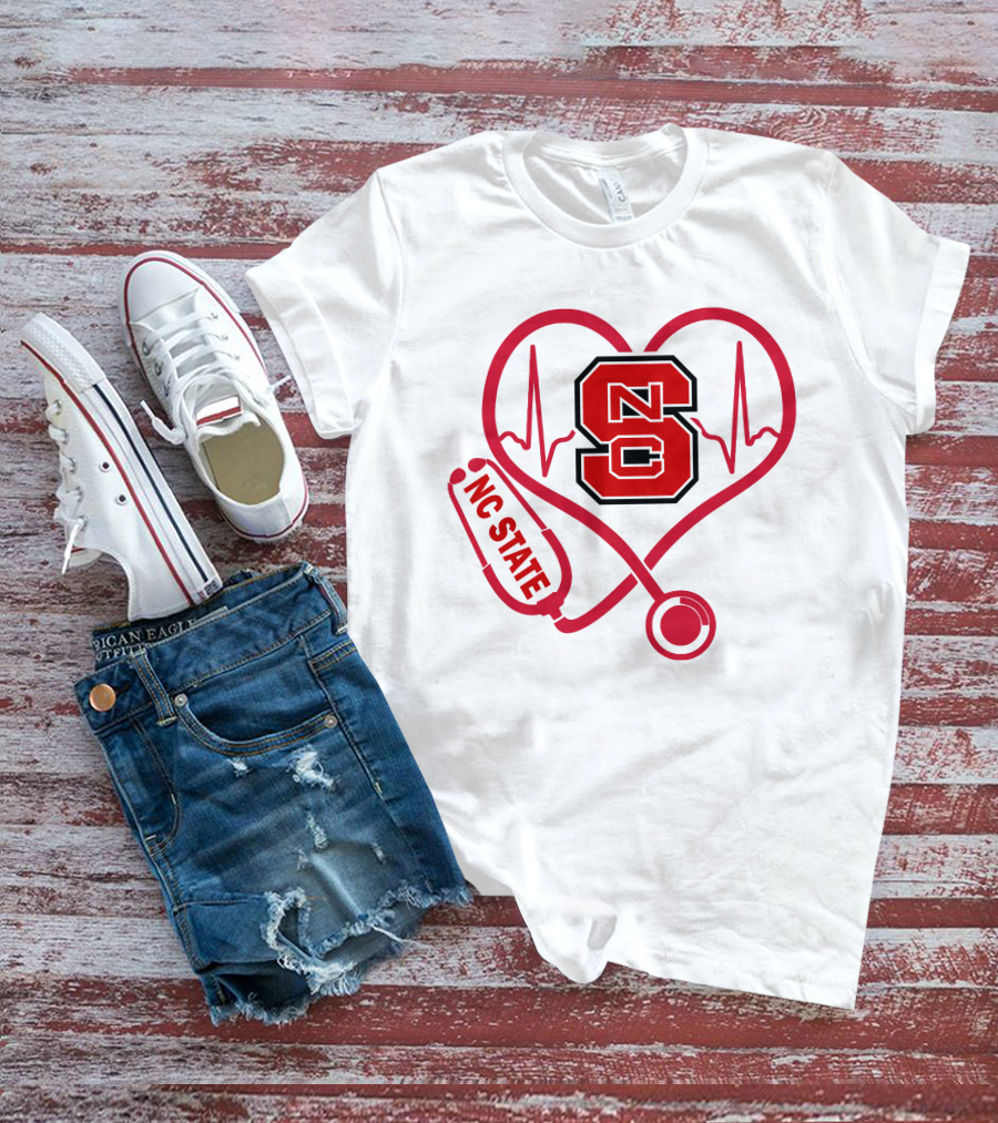 Nc State Wolfpack Heartbeat Nurse Love T-Shirt