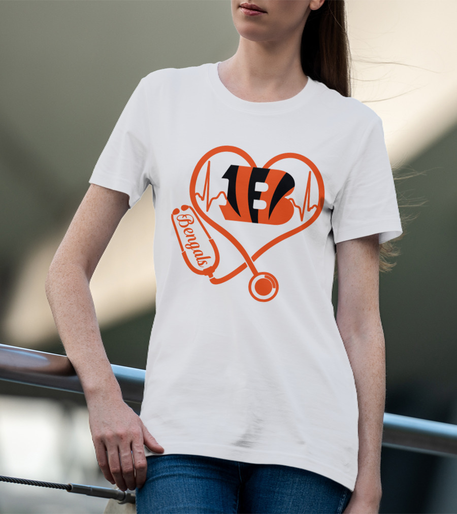 Nurse Heart Cincinnati Bengals Stethoscope Love 13 T-Shirt