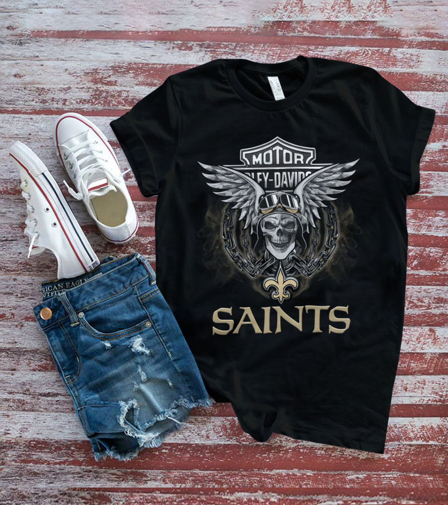 Harley Davidson Motorcycle Biker Helmet Skull With Wings And Chains Nfl New Orleans Saints Fleur-De-Lis Moto Saints T-Shirt