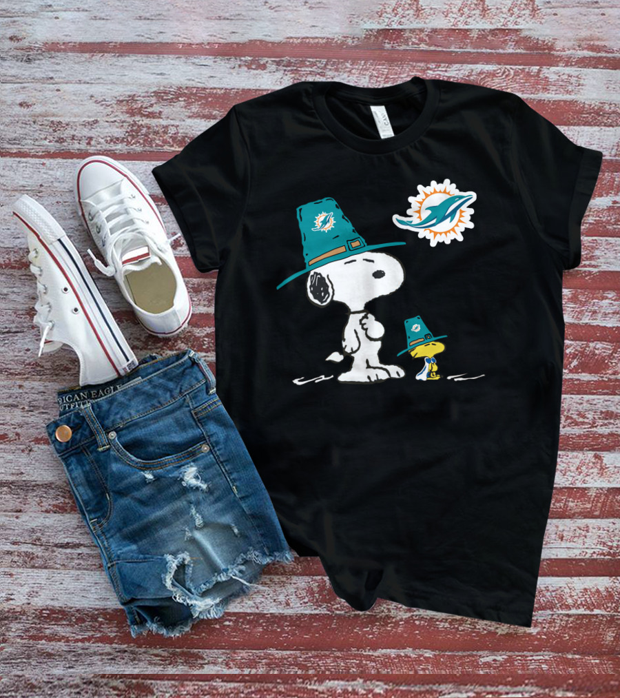 Miami Dolphins Snoopy Woodstock Thanksgiving Football T-Shirt