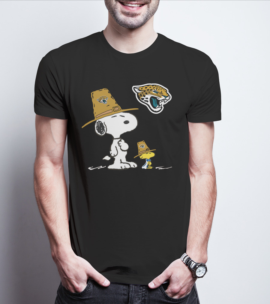 Snoopy And Woodstock With Jacksonville Jaguars Pilgrim Hats T-Shirt