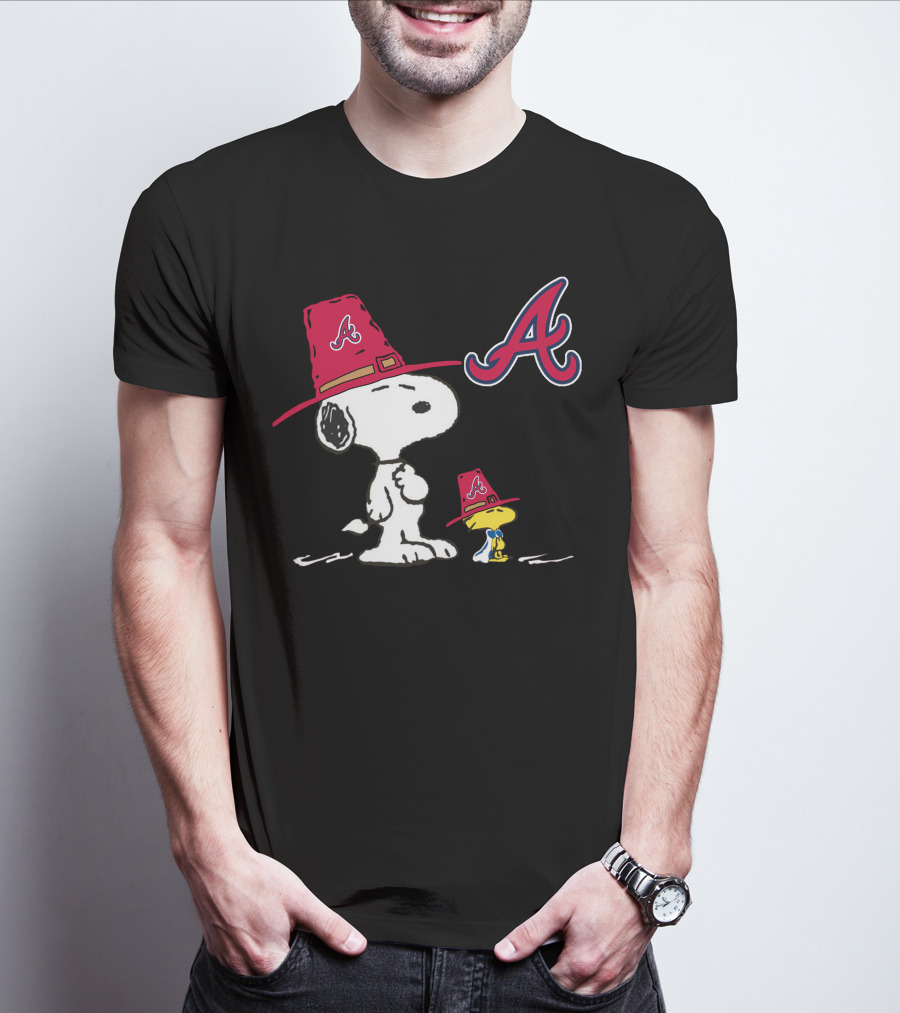 Snoopy And Woodstock Atlanta Braves Hat T-Shirt