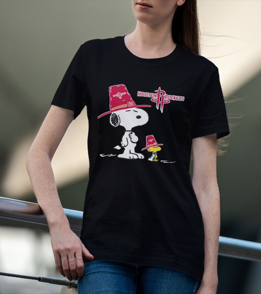 Houston Rockets Snoopy Woodstock Cowboy Hat T-Shirt