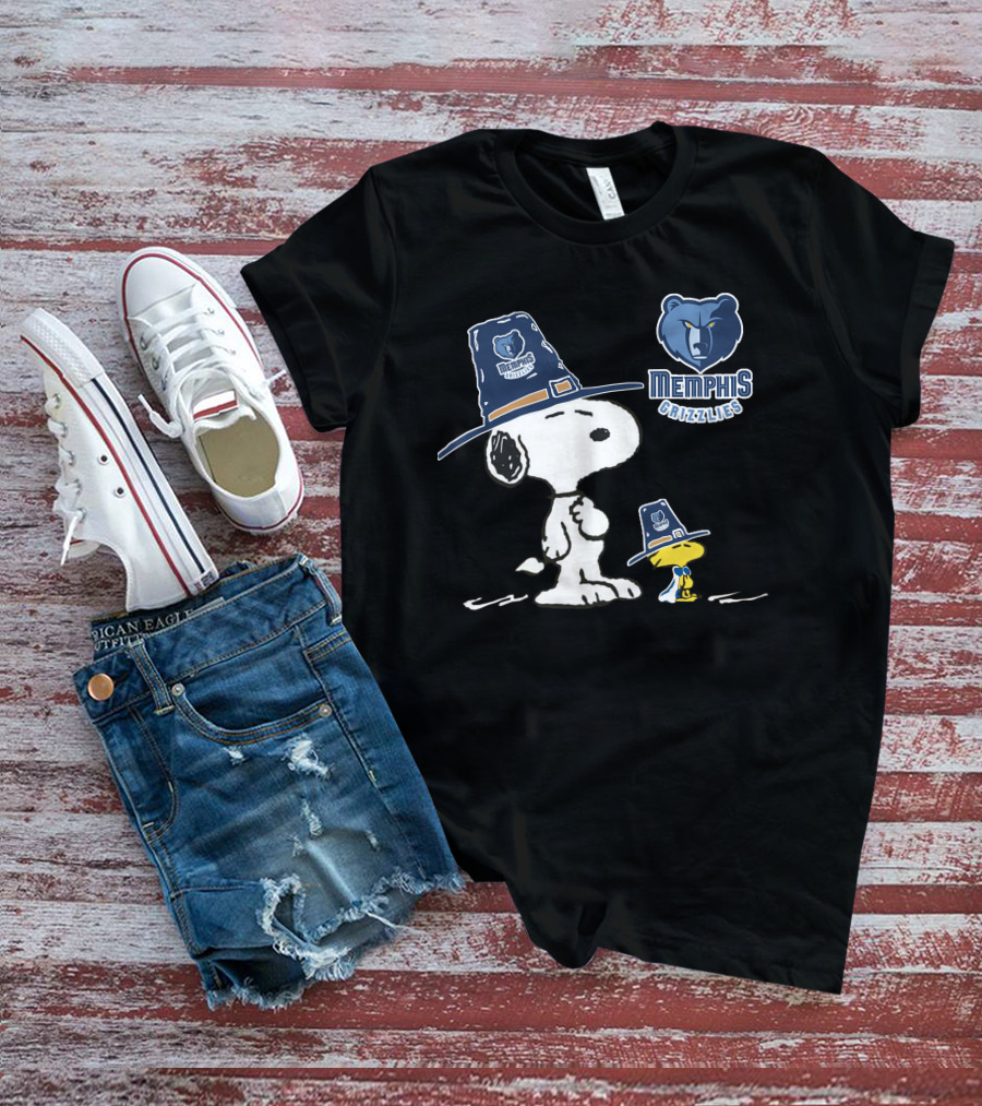 Memphis Grizzlies Snoopy And Woodstock Pilgrim Hats T-Shirt