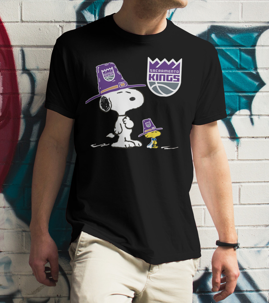 Sacramento Kings Snoopy Woodstock Thanksgiving Hats T-Shirt